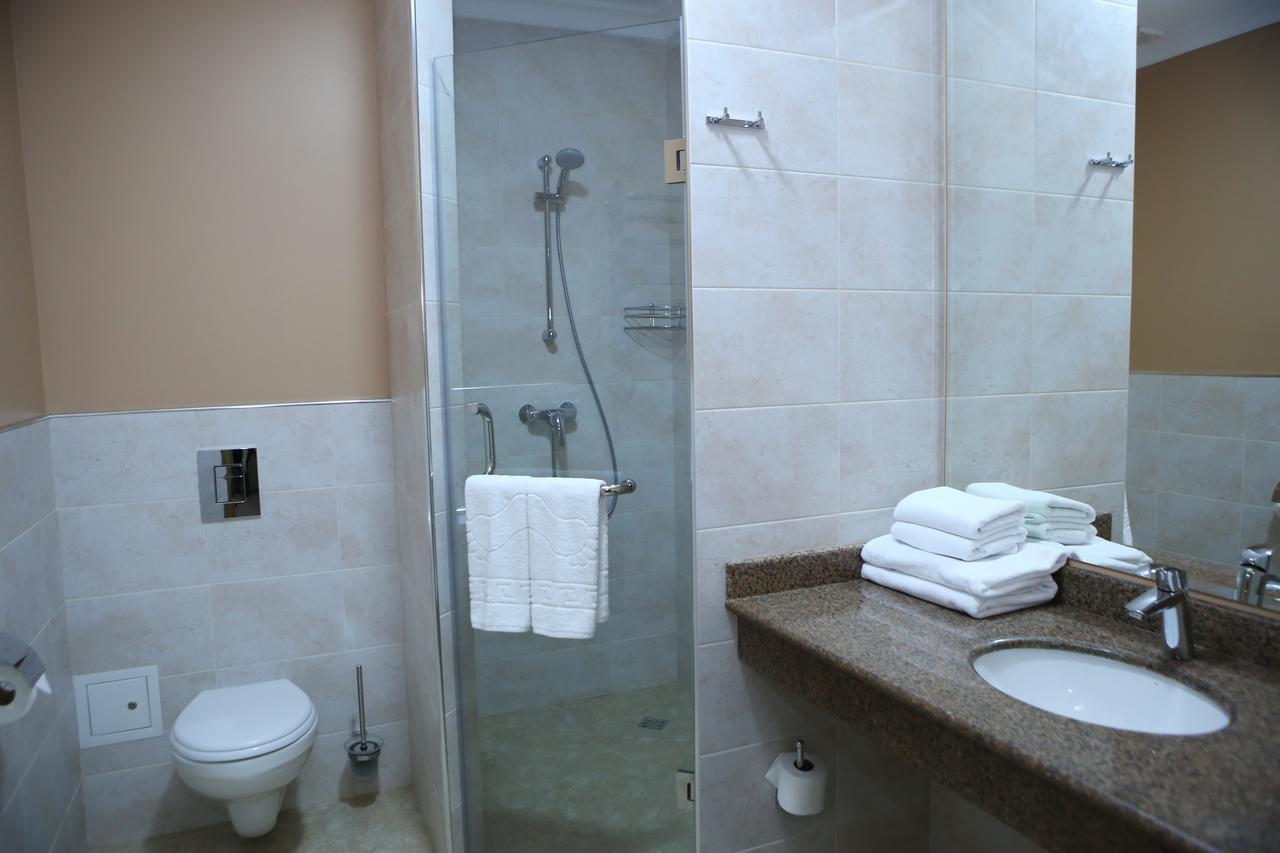 Hotel Aner Astana Exterior photo
