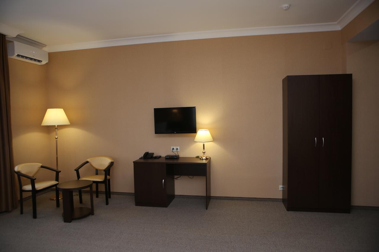 Hotel Aner Astana Exterior photo