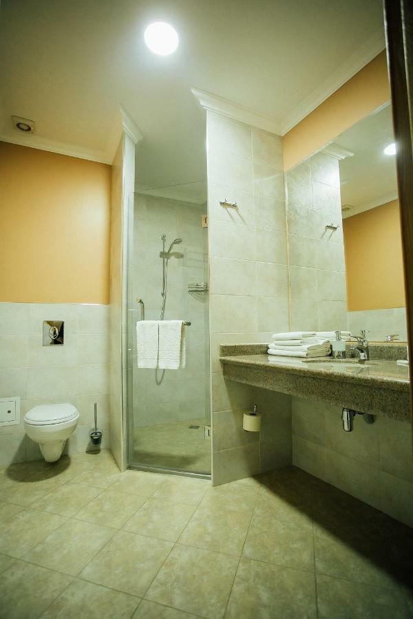 Hotel Aner Astana Exterior photo